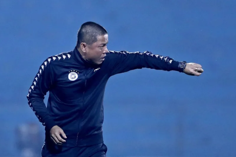 HLV Chu Đình Nghiêm gắn liền với thời kỳ thành công rực rỡ của Hà Nội FC tại V-League.