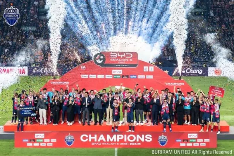 Buriram United là đội bóng giàu thành tích nhất lịch sử giải Ngoại Hạng Thái