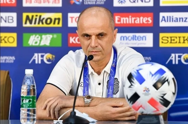 Nhiều huấn luyện viên giàu kinh nghiệm đã góp phần thay đổi chiến thuật tại Thai League