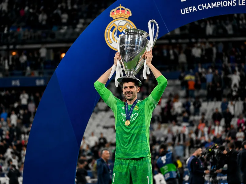 Thibaut Courtois: Hành trình vươn tầm thủ môn xuất sắc nhất